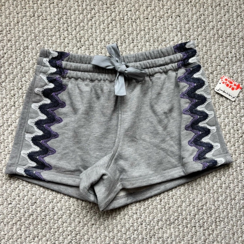 Free People Movement Shorts Size XS Feeling Wavy Heather Gray Combo NEW